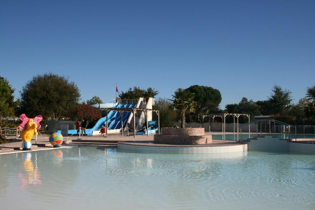 Reve En Famille Hotel Gastes Luaran gambar